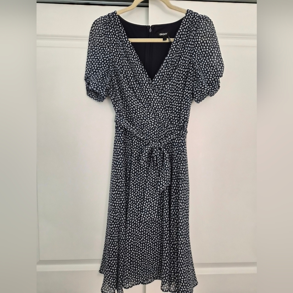 Chic Black and White Spotted Faux Wrap Dress - Sz 8